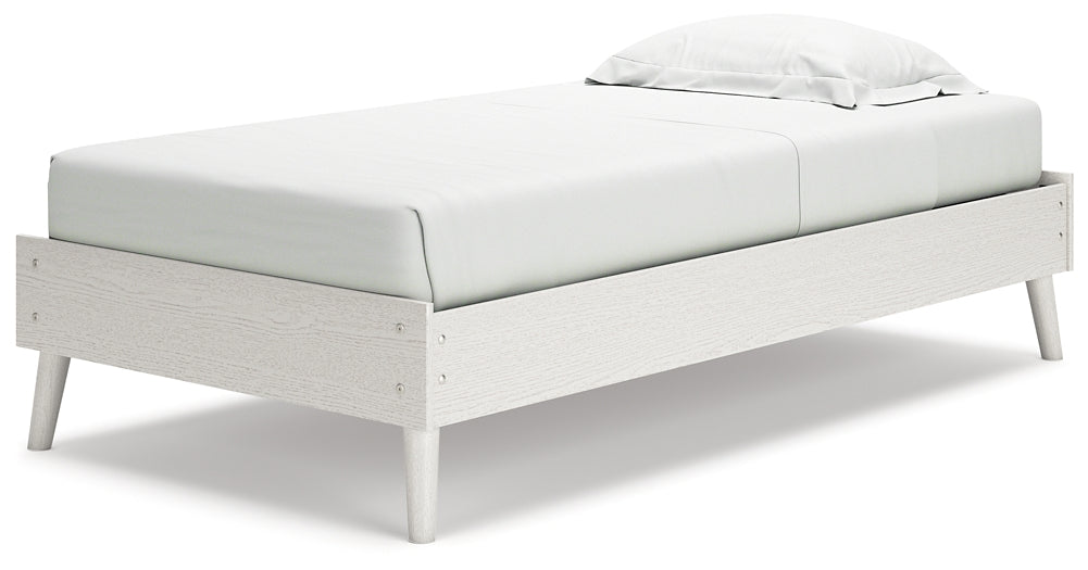 Aprilyn  Platform Bed