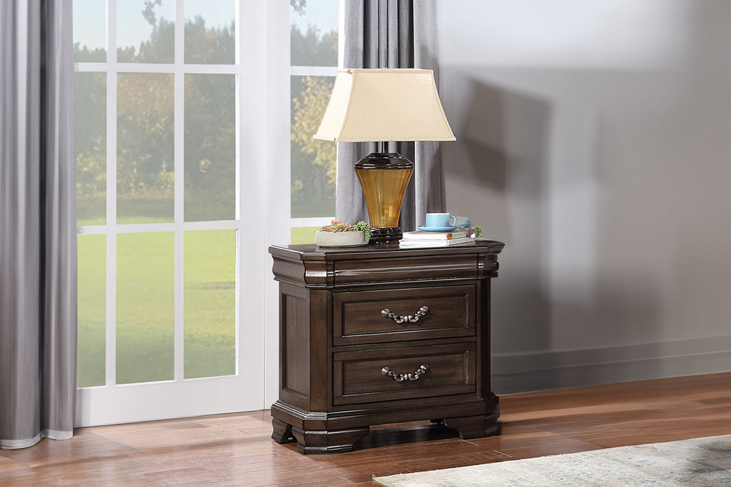 LYNDHURST NIGHTSTAND- WALNUT