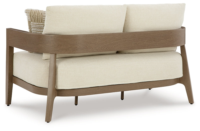 Serene Bay Loveseat w/Cushion