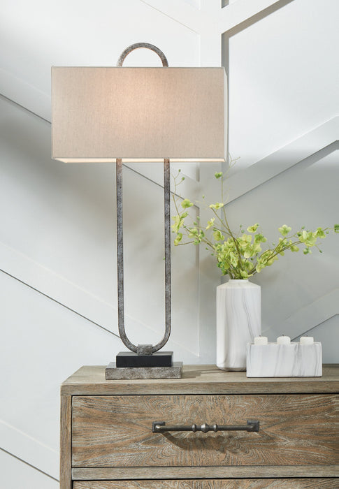 Bennish Metal Table Lamp (1/CN) JR Furniture Store